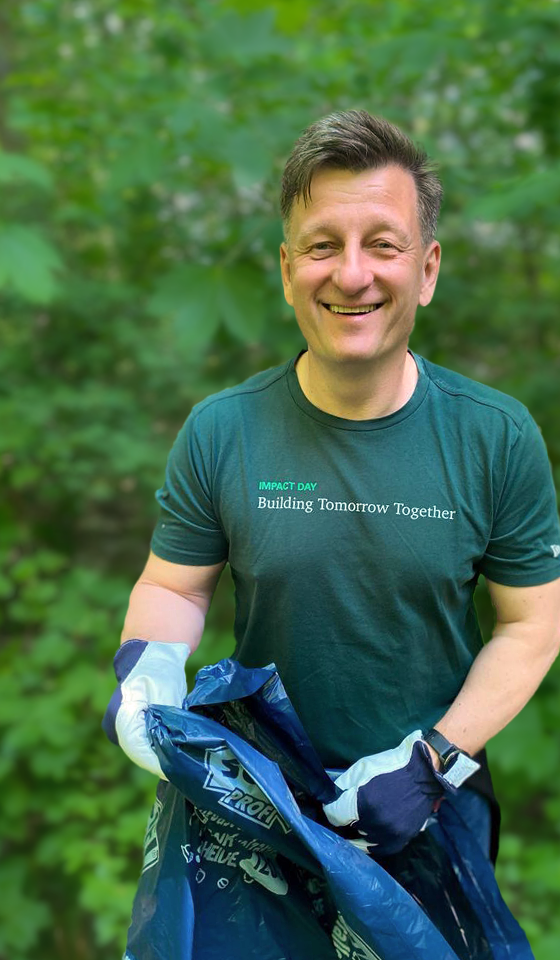 Prologis employee on Impact Day Prologis employee on Impact Day